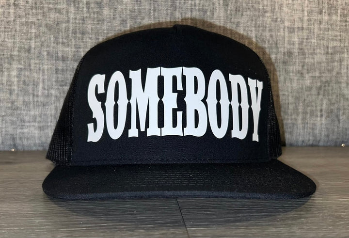 Load image into Gallery viewer, Mens Somebody Trucker Hat